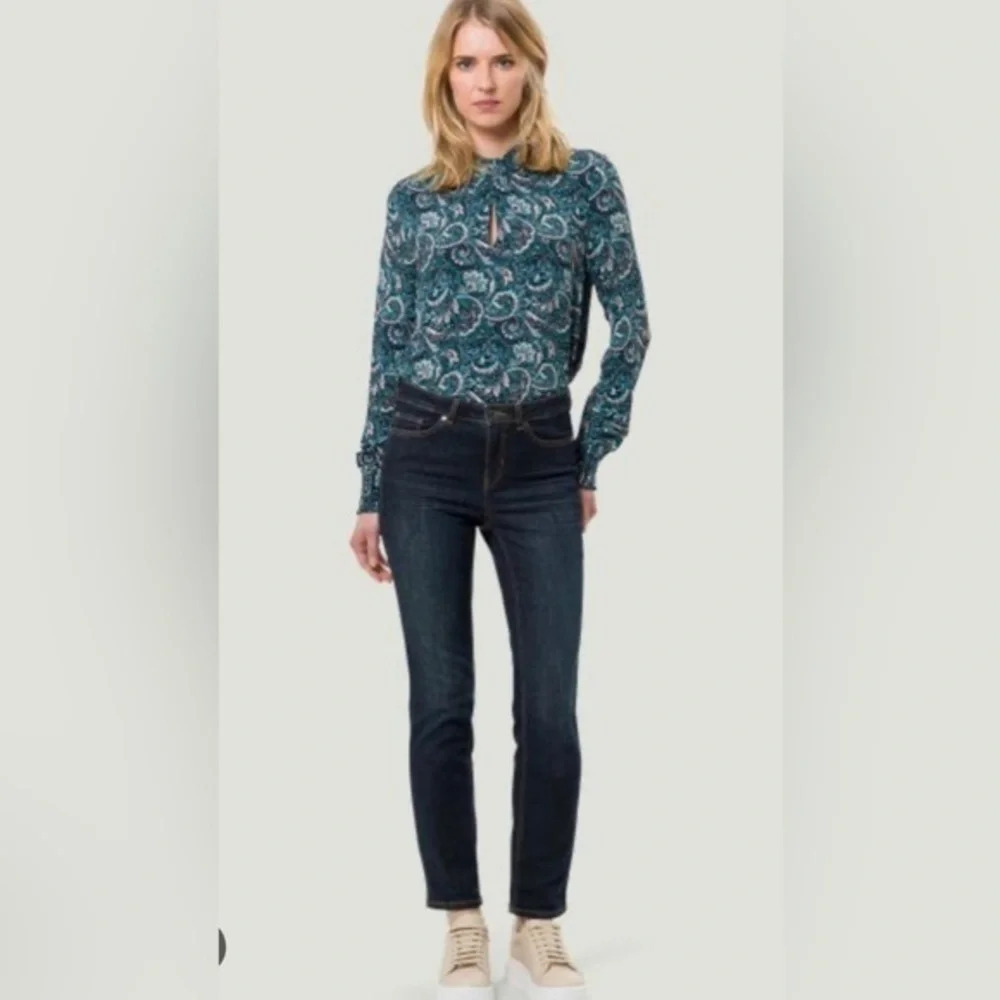 Zero Denmark Women's Orlando Stretch Regular Fit Jeans US6 XXS NWT + Belt